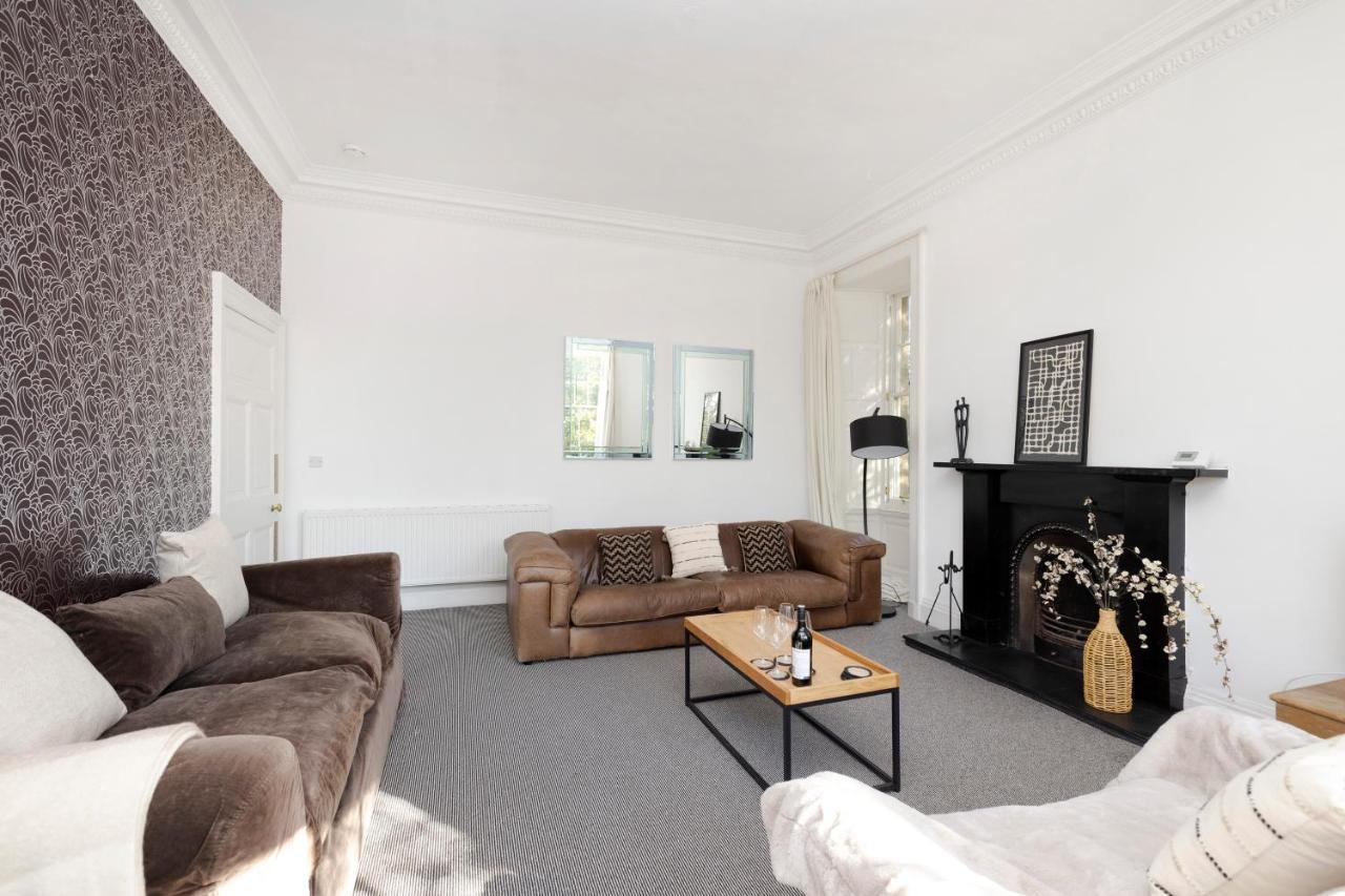 Joivy Delightful Flat With Parking Appartement EDI Buitenkant foto